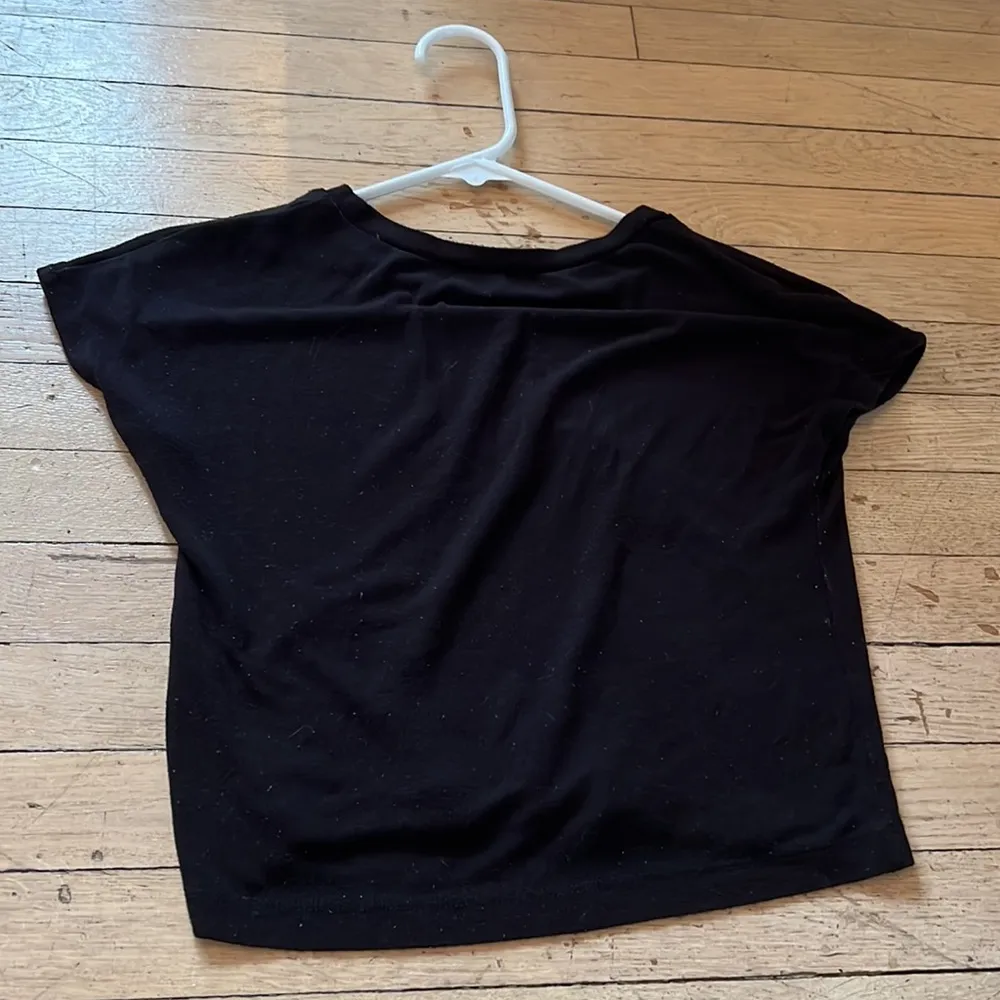 Zara Super Soft Black Crop Top Tee - Image 4