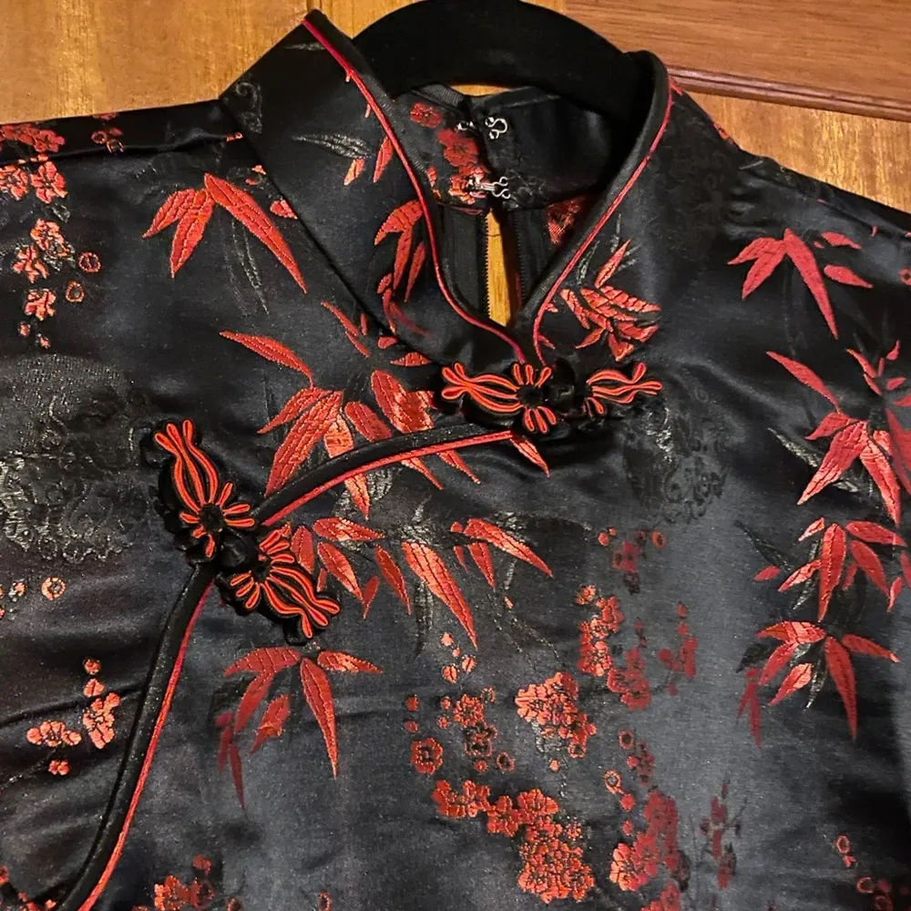 Traditional Chinese shiny silky asian dress splits side in black red 6 mandarin - Image 2