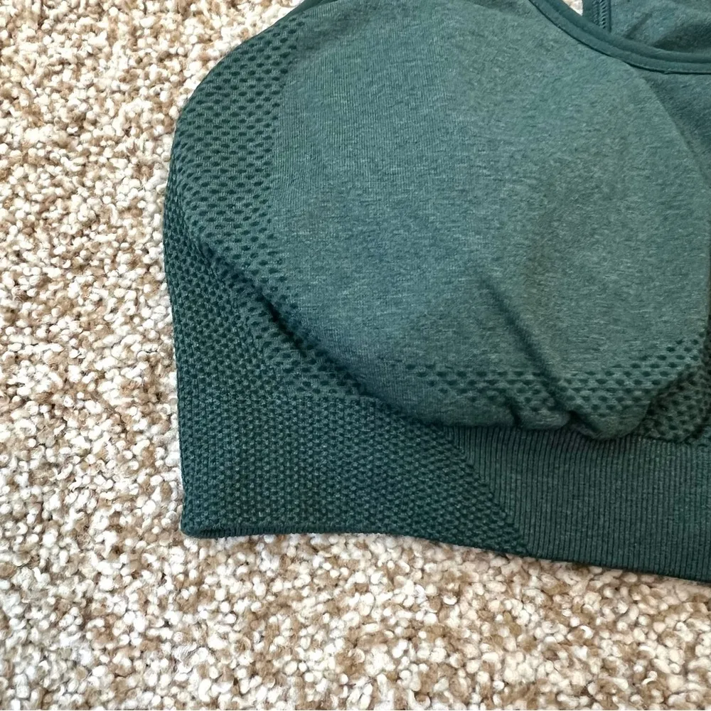 Gymshark Vital Seamless Bra 2.0 Dark Green Marl Medium - Image 3