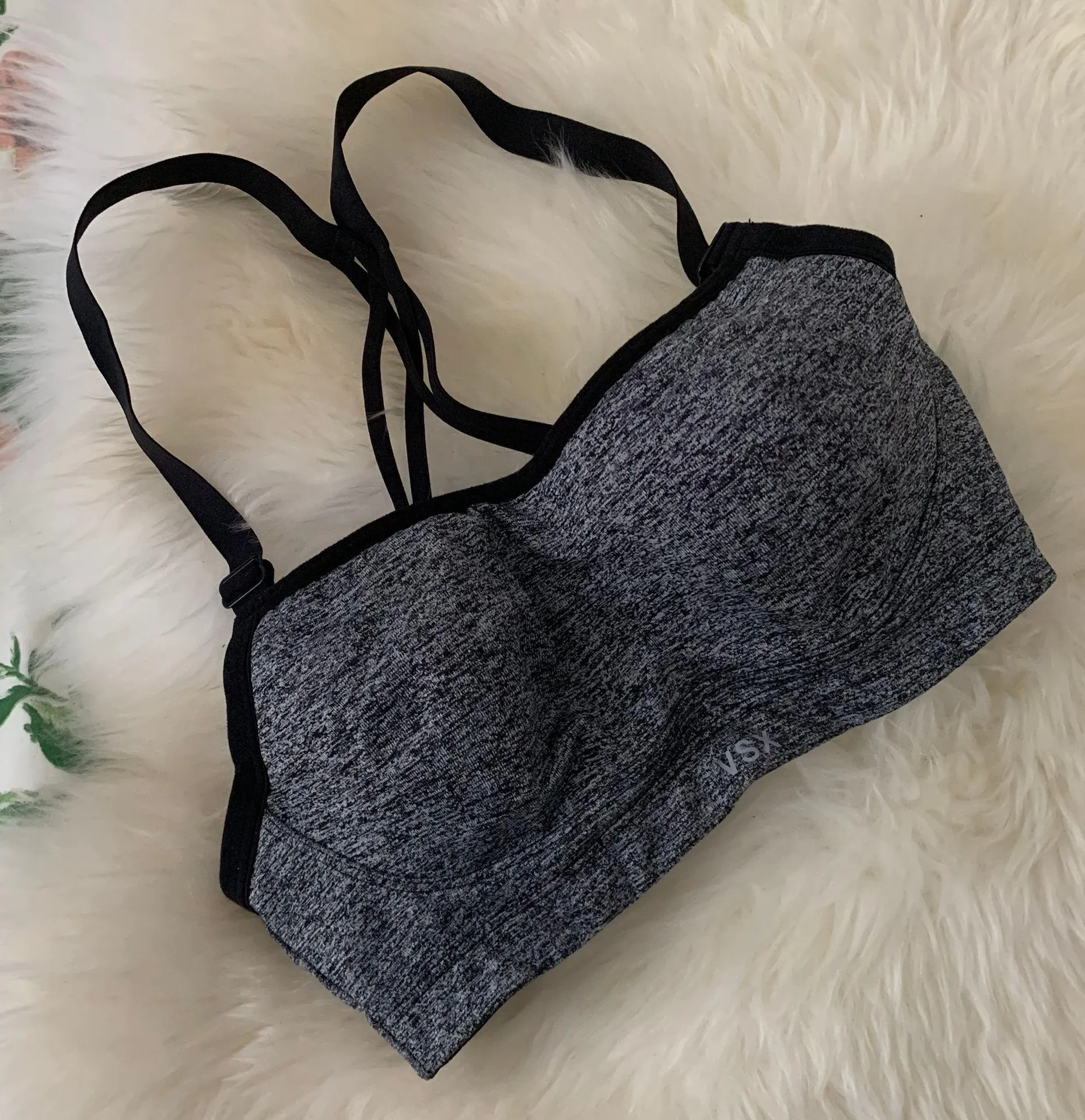 Victoria’s Secret VSX sports Bra 32C - Image 2