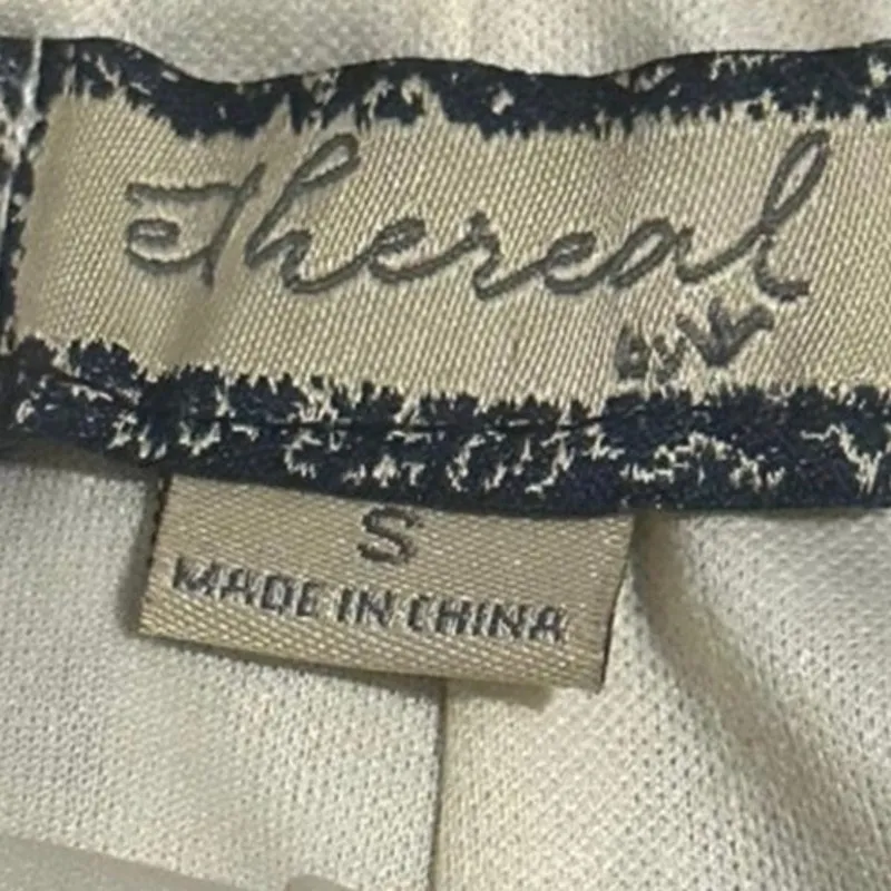 Ethereal Floral Ruffle Shorts Size Small - Image 5