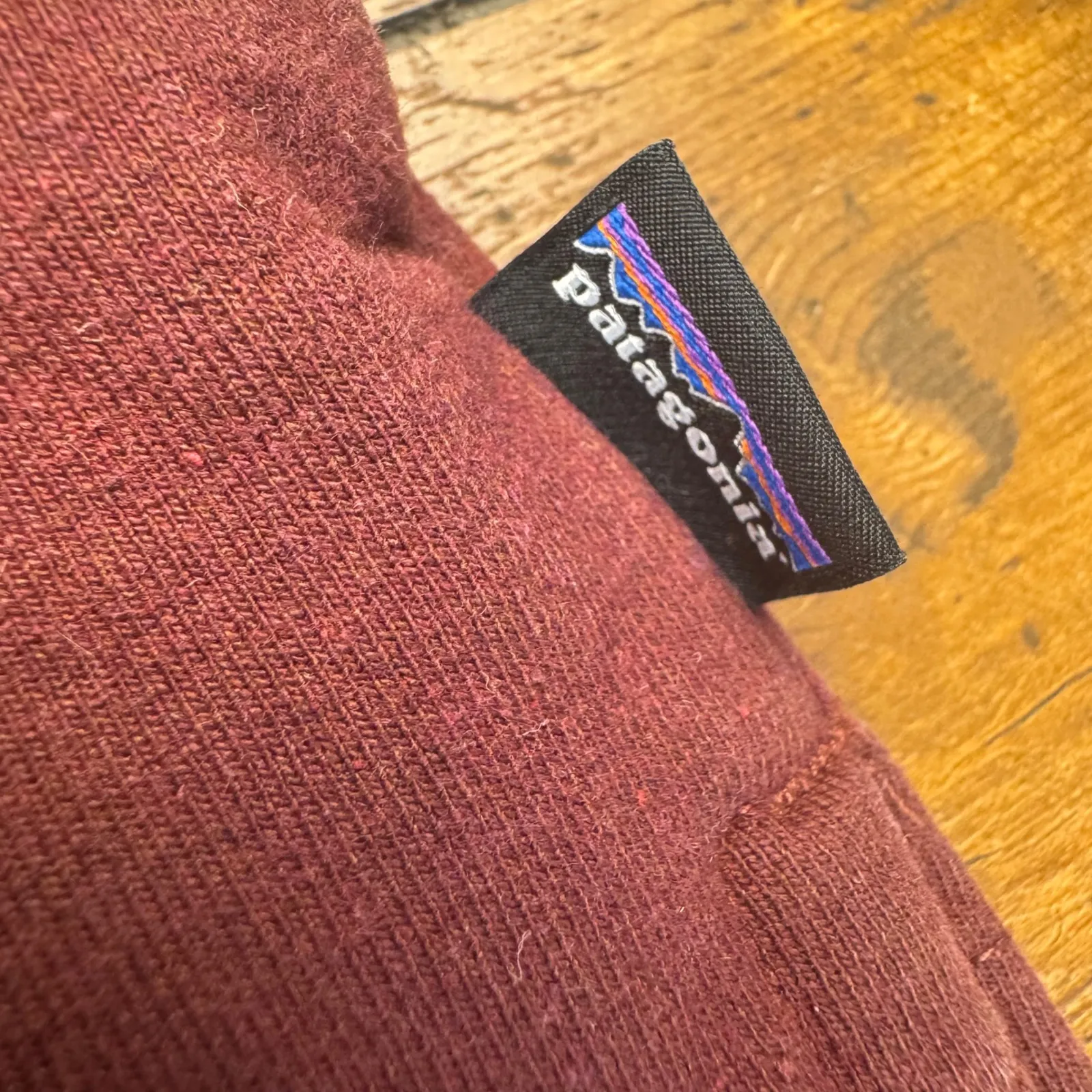Patagonia Bear Mountain Logo Maroon Hoodie Women's Regular Fit - Image 6