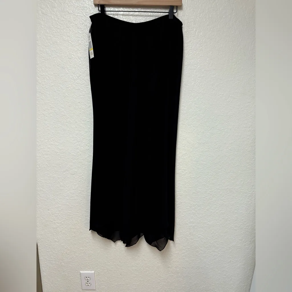 Alex Evenings NWT  Elegant Black Chiffon Pants Size Medium Petite - Image 4