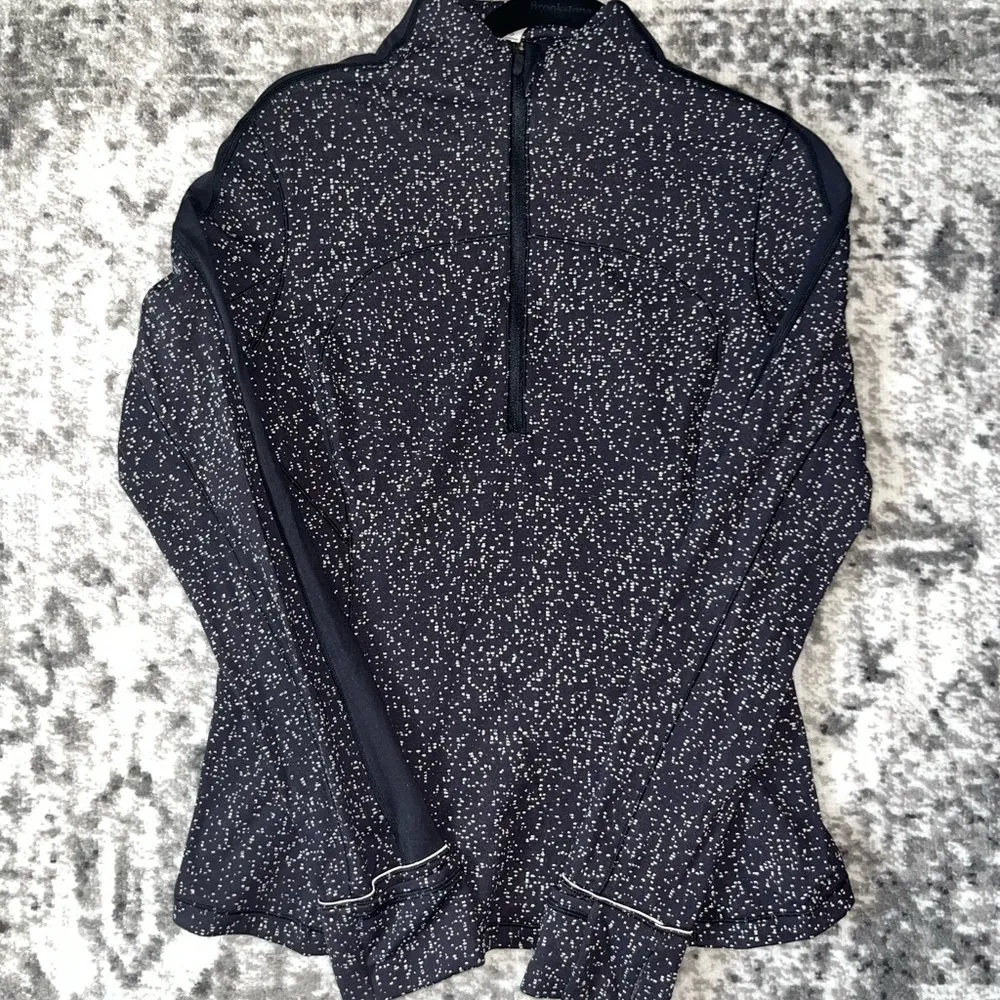 Lululemon  Run Briskly 1/2 Zip - Image 6