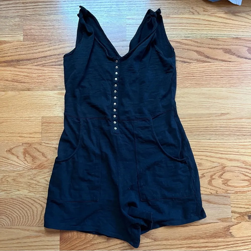 - Gidget Utility Romper in Jet Black size small - Image 2