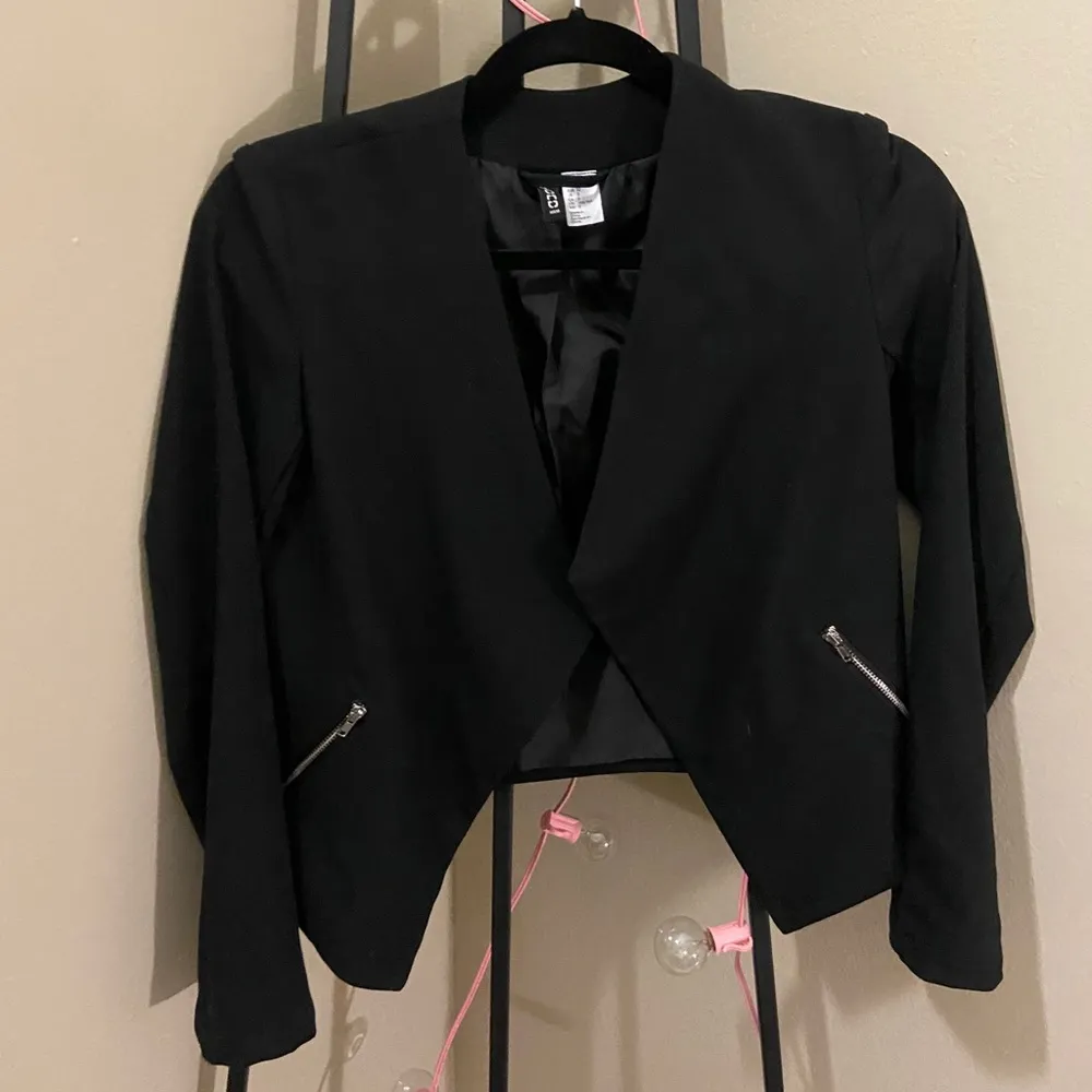 HM Collarless Blazer - Image 7
