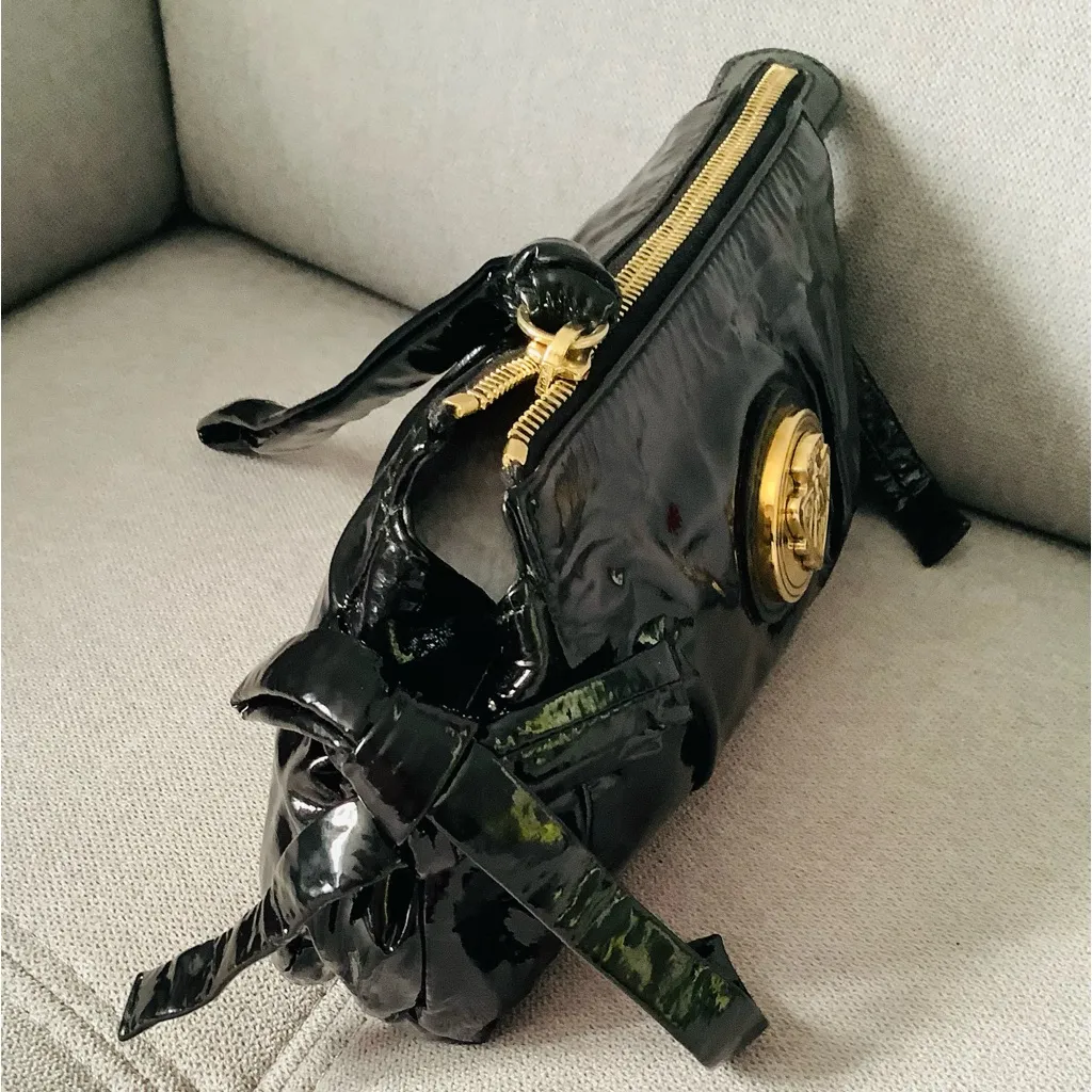 Very dressy GUCCI GO OUT clutch/ bag 🔥🔥🔥 - Image 4