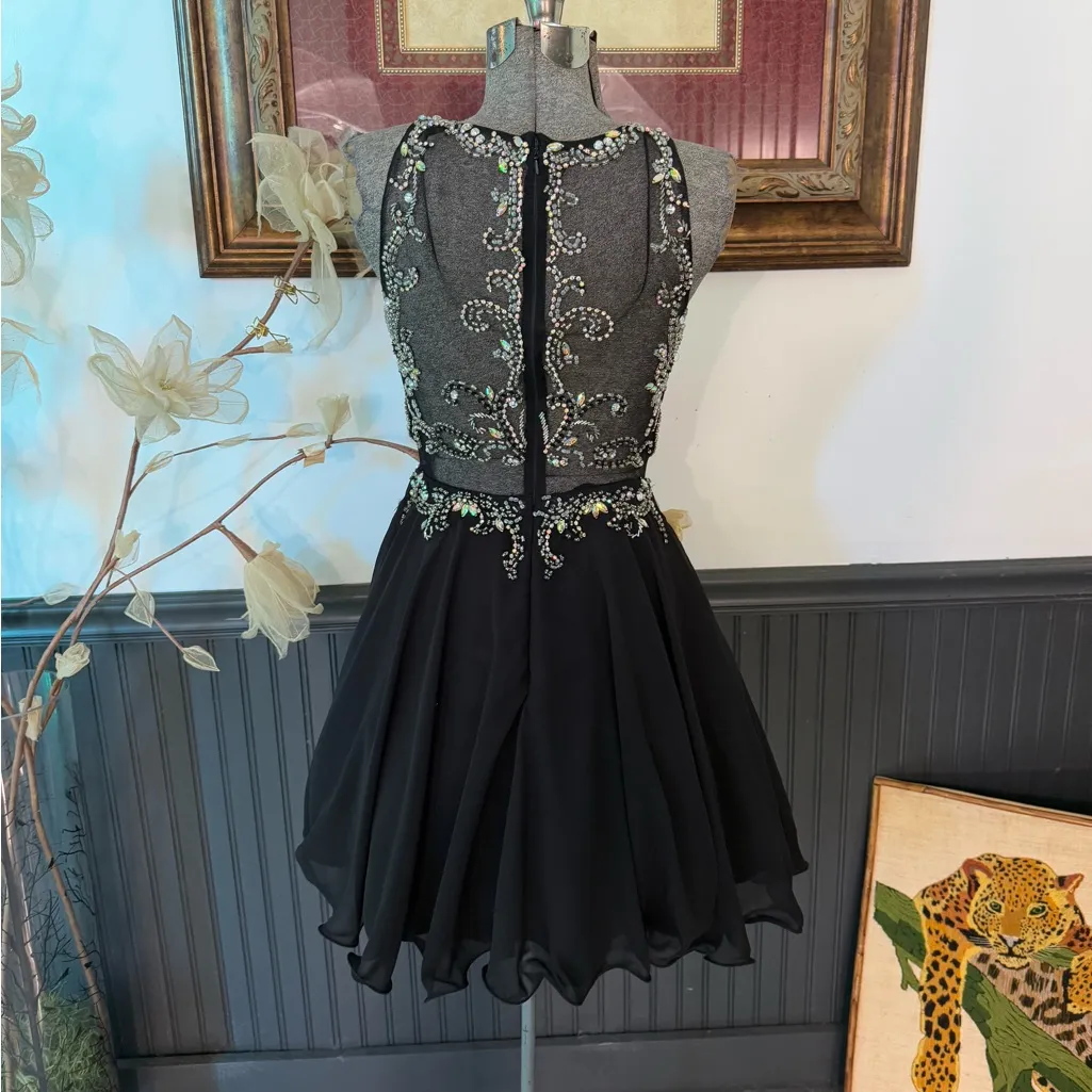 Dancing Queen 9550 Mock Two Piece A-Line Beaded Mini Dress ~ Size Small 🧡🍄 - Image 5