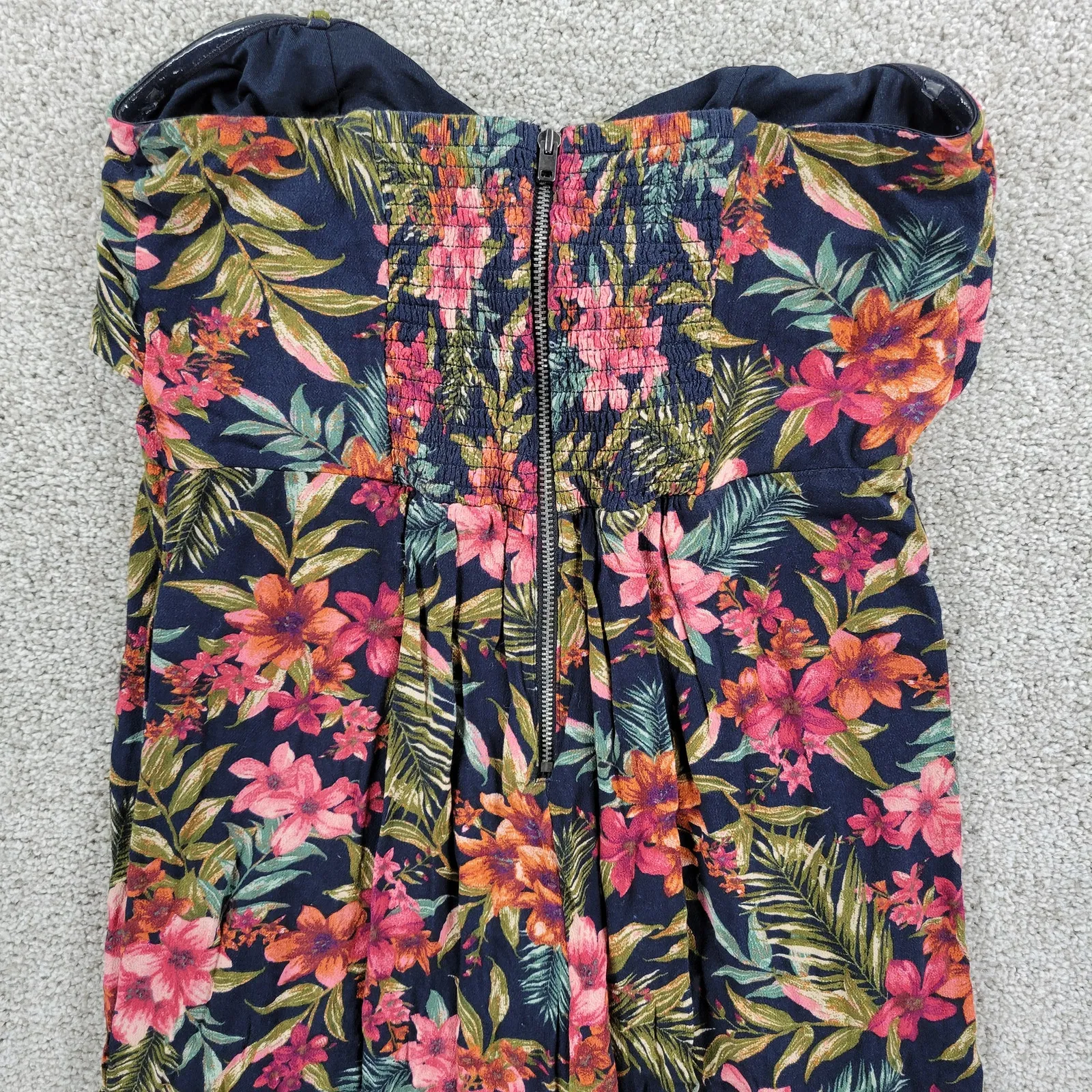 American‎ Eagle Strapless Jumpsuit Womens Med Tie Front Tropical Floral Wide Leg Black - Image 11