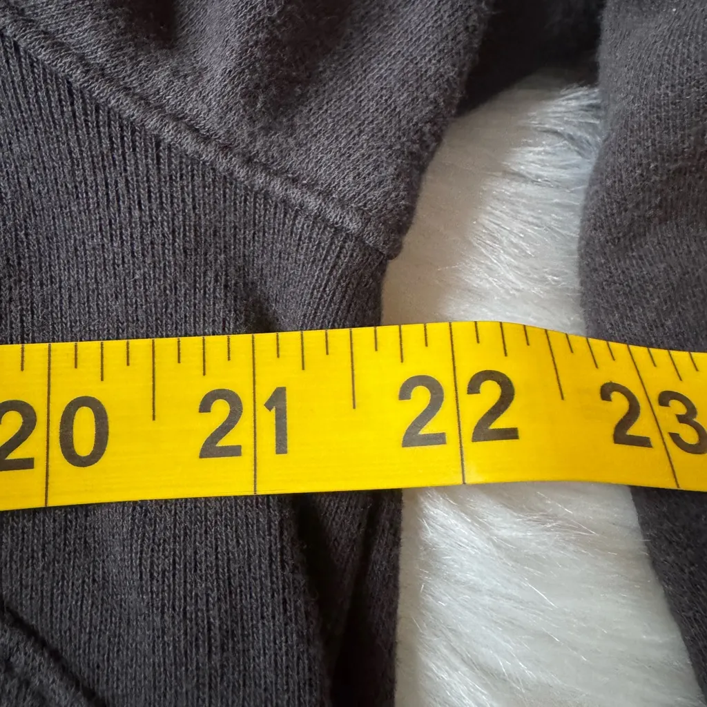 GapFit Black Half-Zip Pullover Size M - Image 7