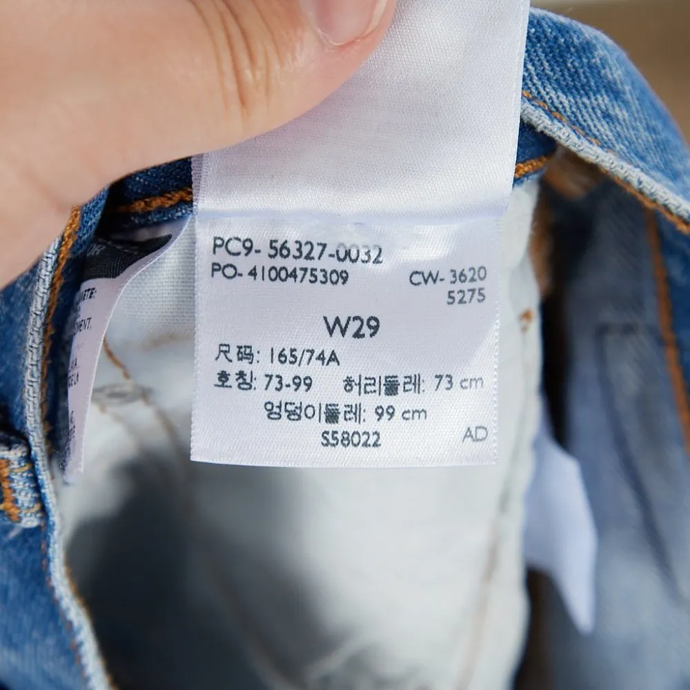 Levi's 501 Button Fly Distressed Cotton Shorts Size W29 - Image 6