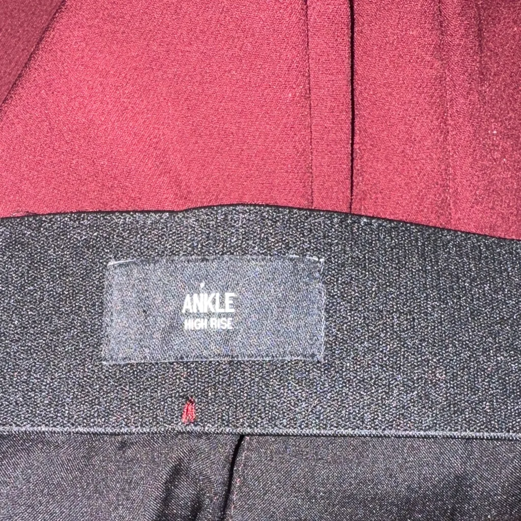 Express Women's Burgundy Pants - Image 8