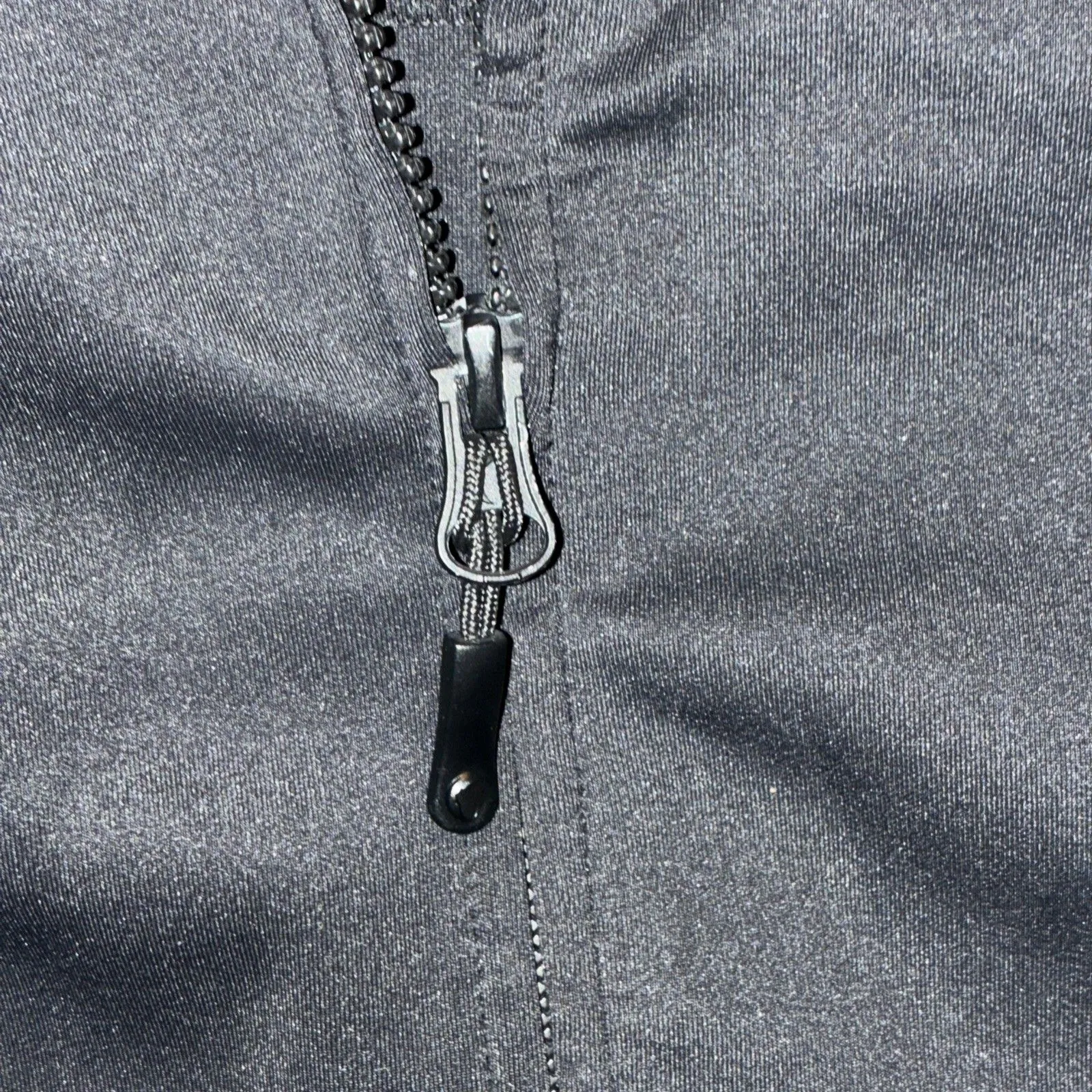 Zyia Active Women’s Black Ventilated Mesh Bomber Jacket Zip - Image 3