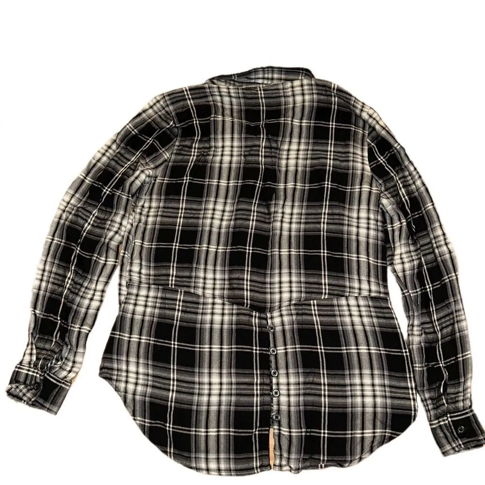 Eddie Bauer  Button Up Flannel Small - Image 3