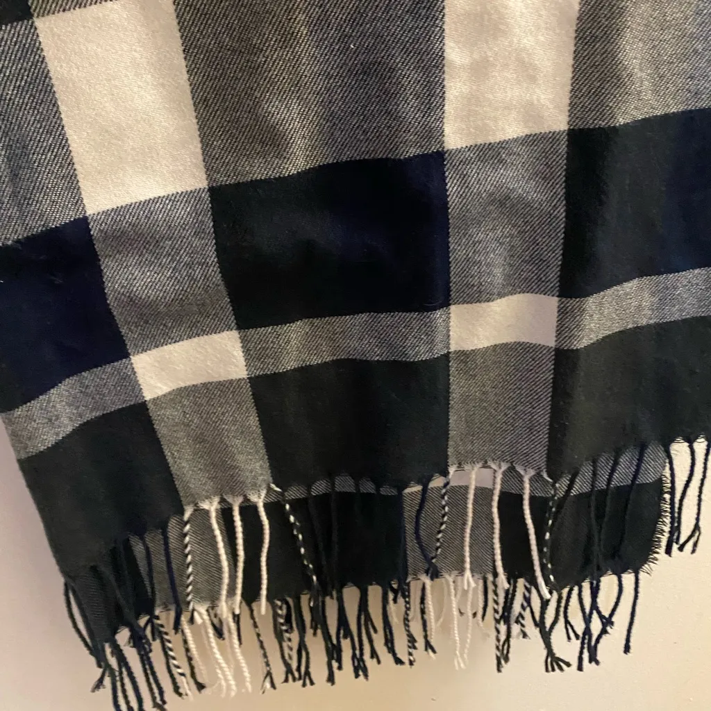 Plush Brand Womens Scarf Plaid Flannel Blue Black White 70”L X 28”W 70x28 - Image 3