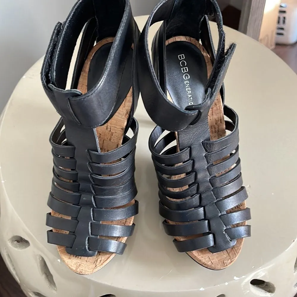 🔥BCBG GENERATION Gerri Black‎ Leather Upper Heels Cork foot bed. Size 6M - Image 6