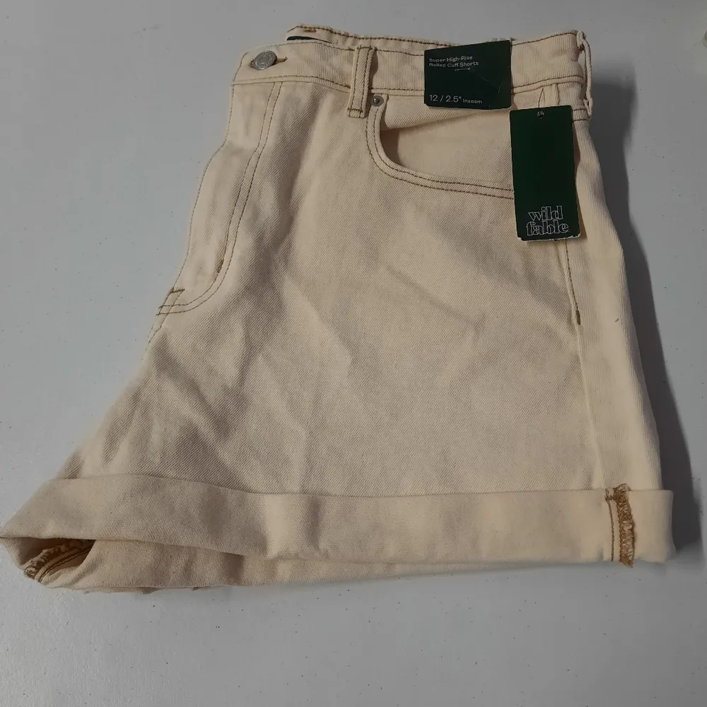 Wild Fable Shorts Women's Size 12 Beige High Waist Cuffed Casual Summer Denim - Image 6