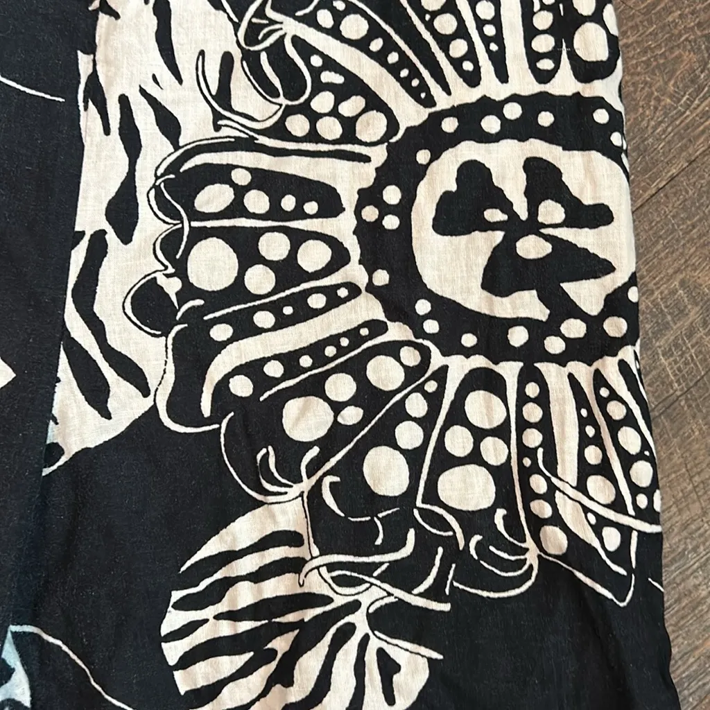 Christian Soriano Size Medium‎ Linen Wide Leg Cropped Pants Tropical Print Black - Image 2