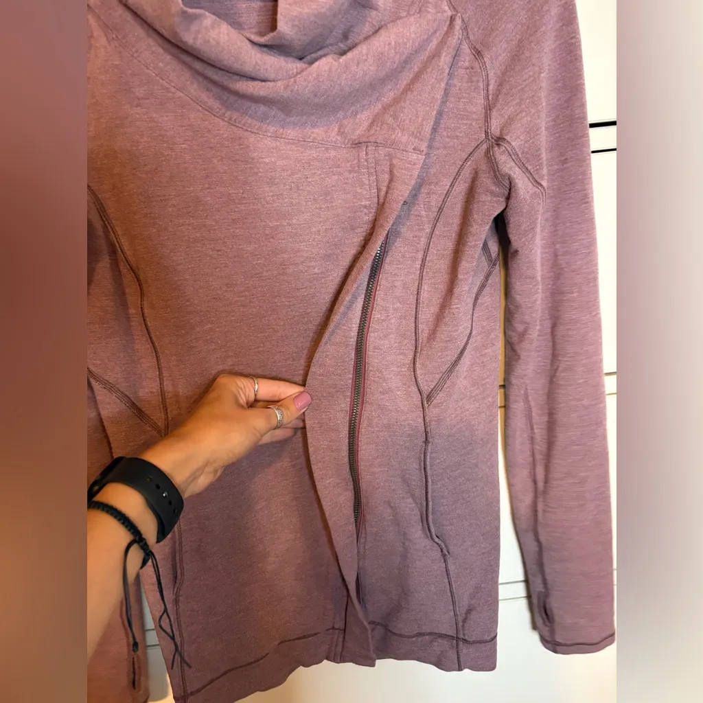 Lululemon Coast Wrap -
Heathered Mod Chalky Rose - Image 4