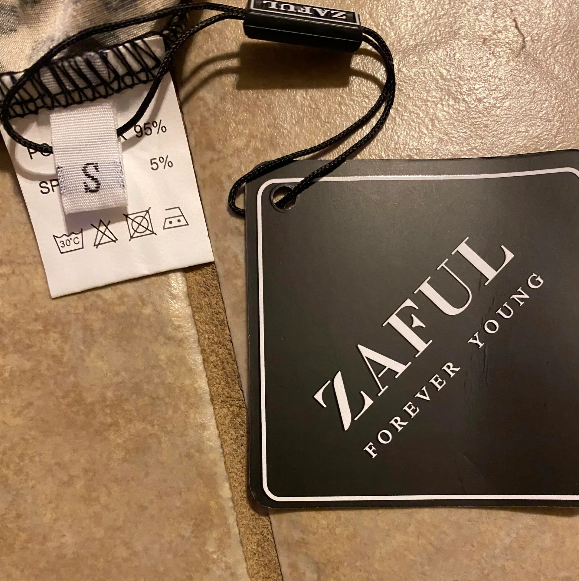 NWT cheetah print longsleeve bodycon s - Image 7