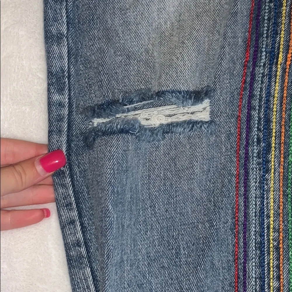 Blank nyc rainbow embroidered jeans - Image 5
