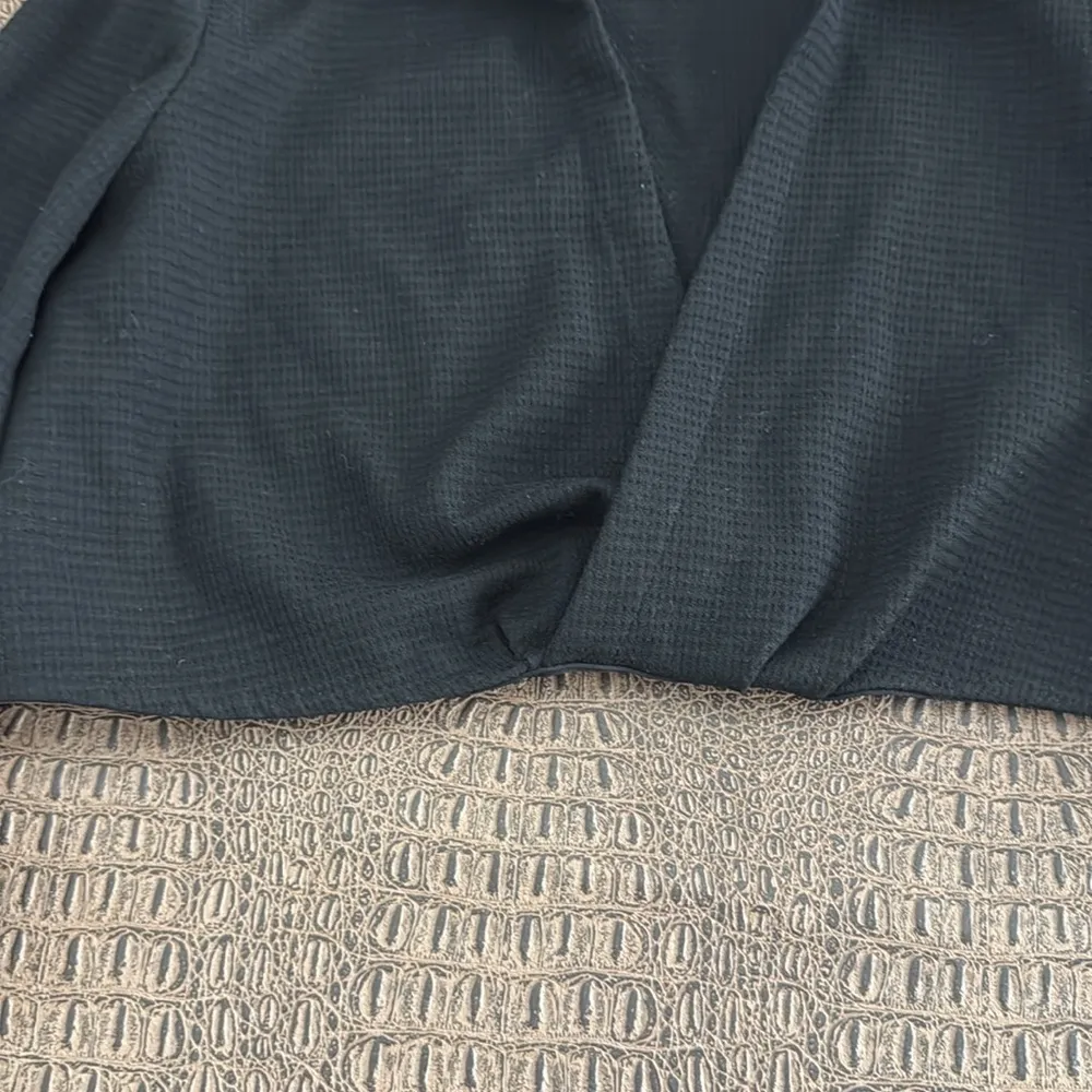 ZARA black cropped collared top size xl - Image 3