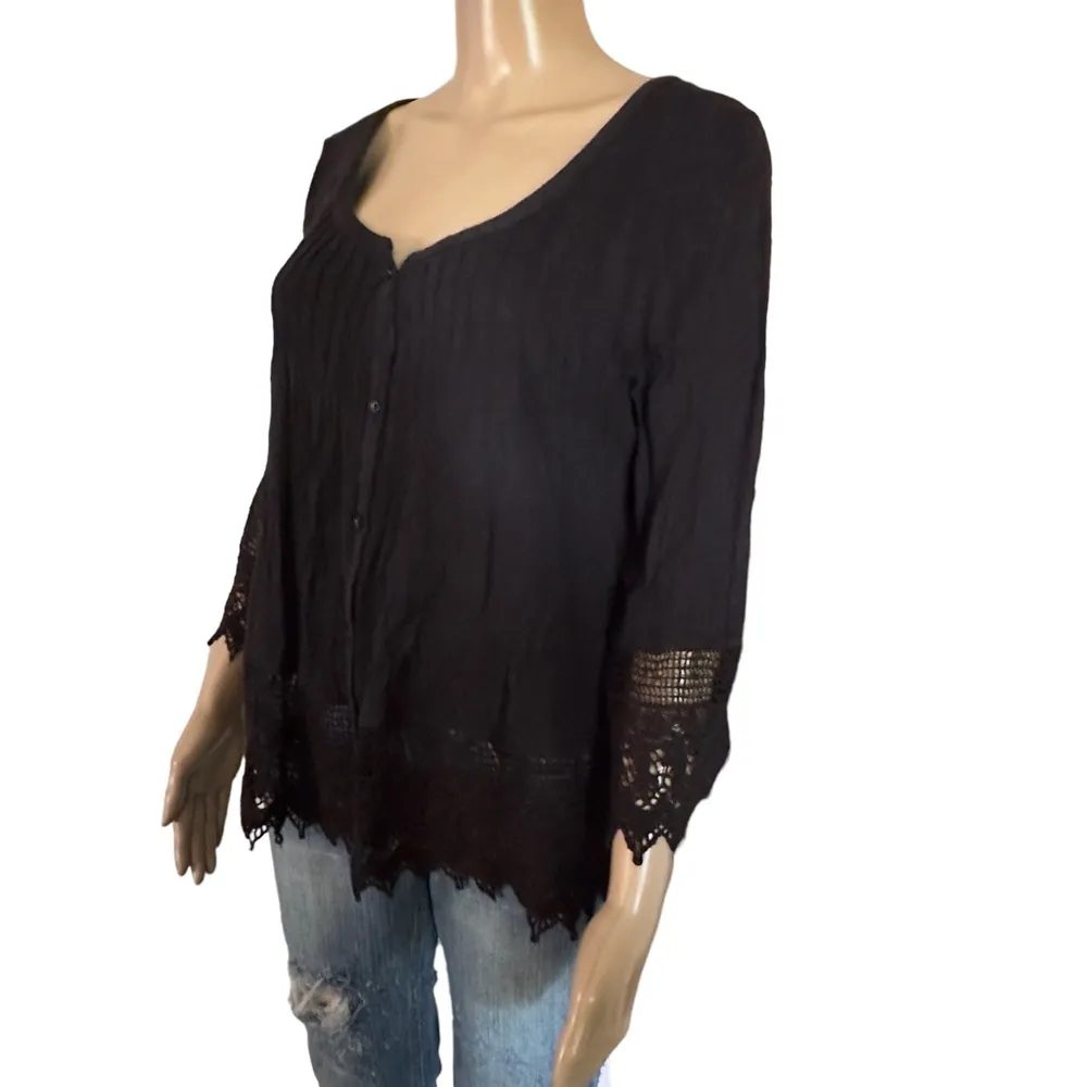 American Eagle  crochet lace trim gauze top - Image 2