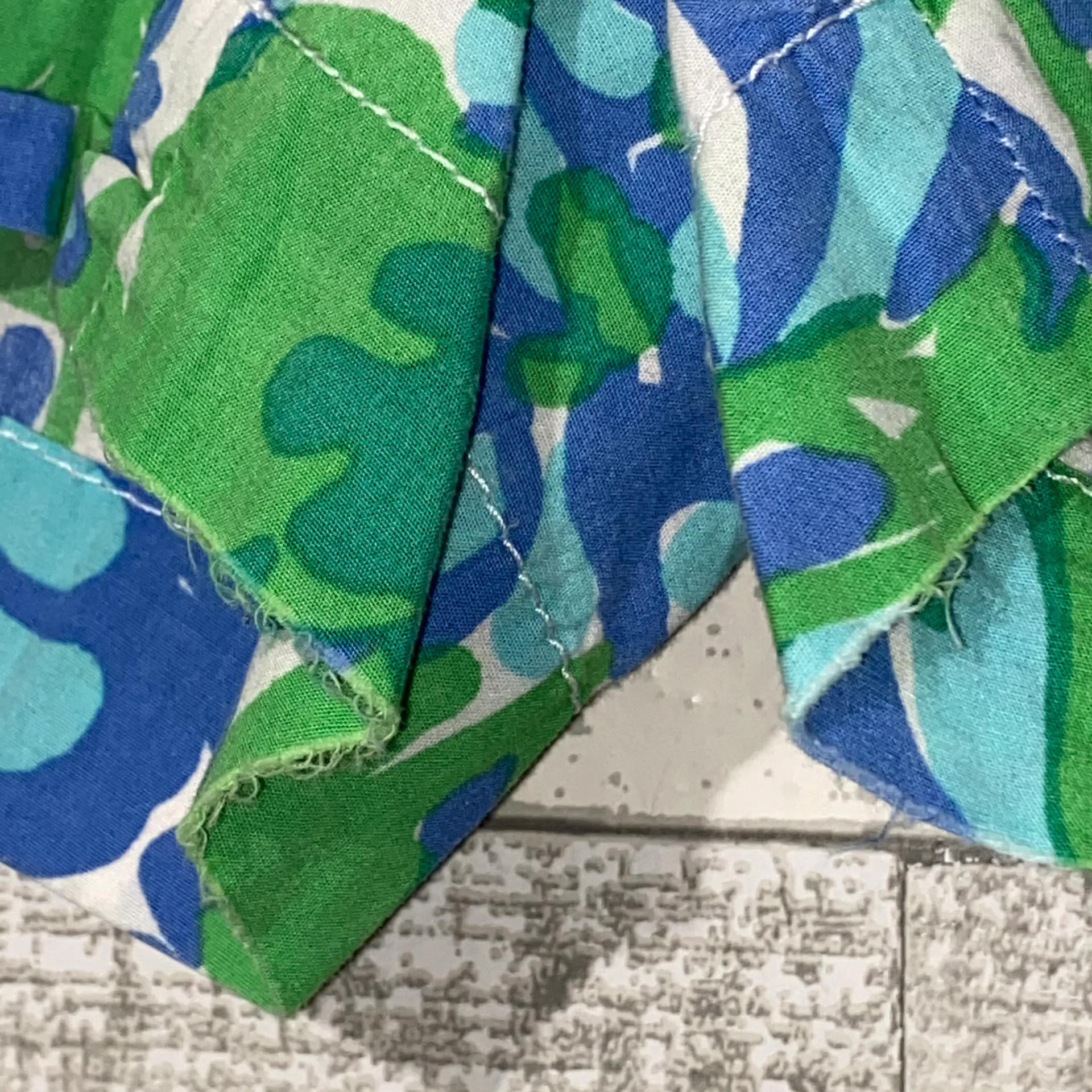 Bee In Your Bonnet Shorts 2 - Image 5