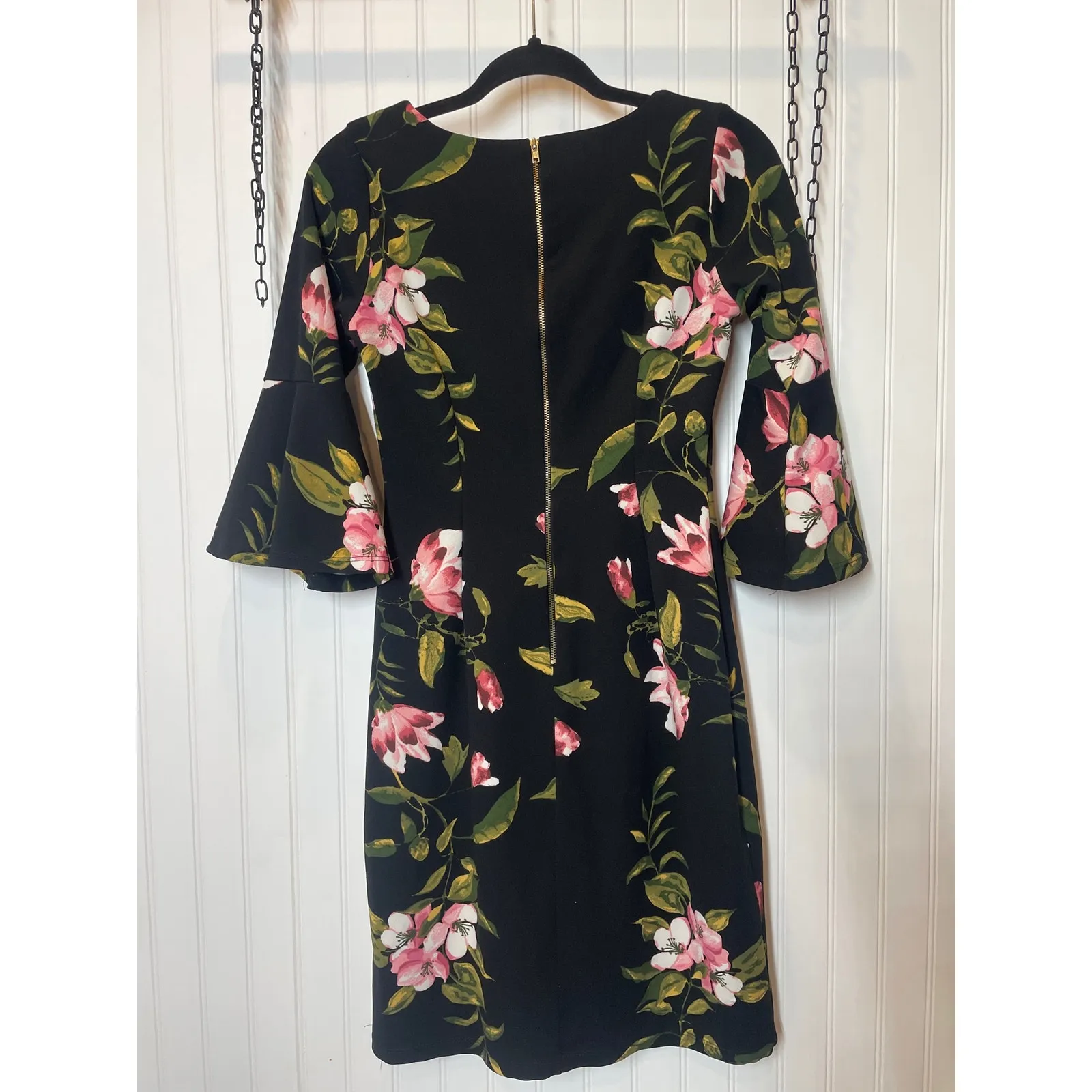 Olivia Matthews Black & Pink Floral Bell Sleeve Mini Sheath Dress Size S - Image 2