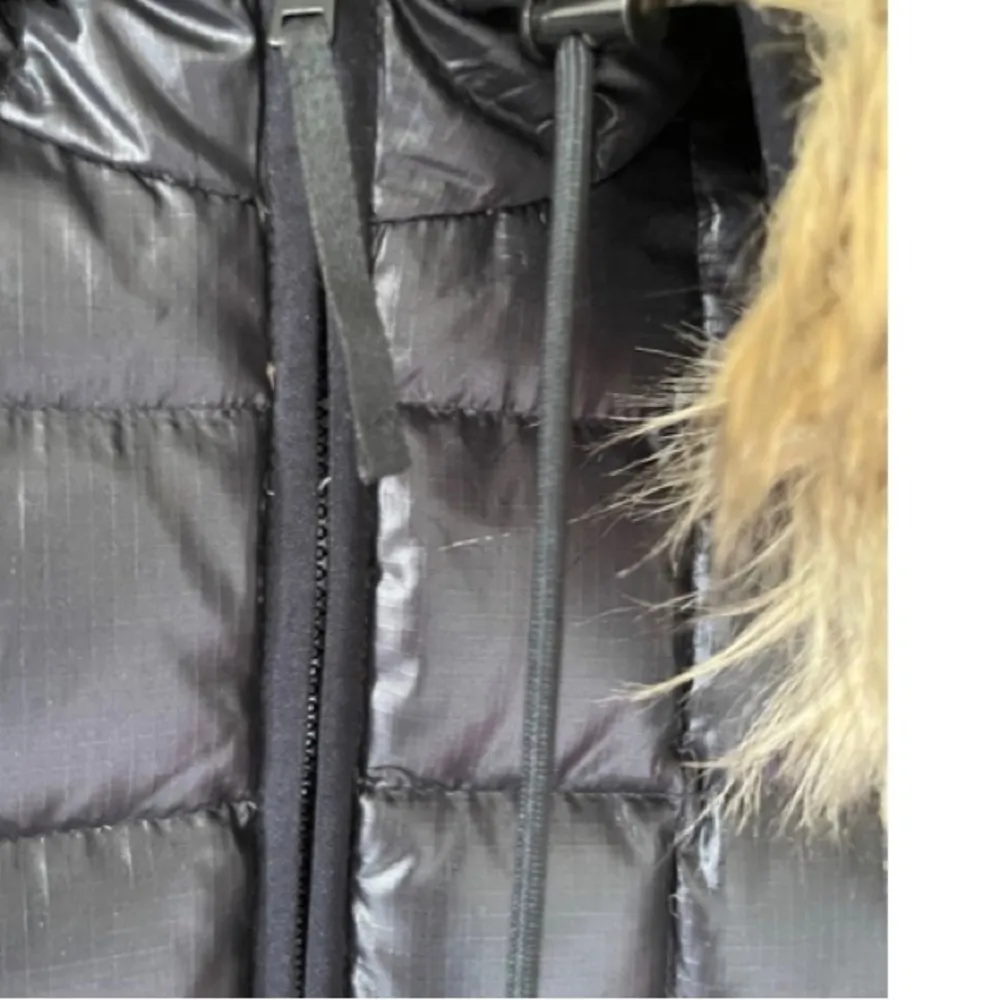 Like new j.crew down coat with fur trim - Image 7