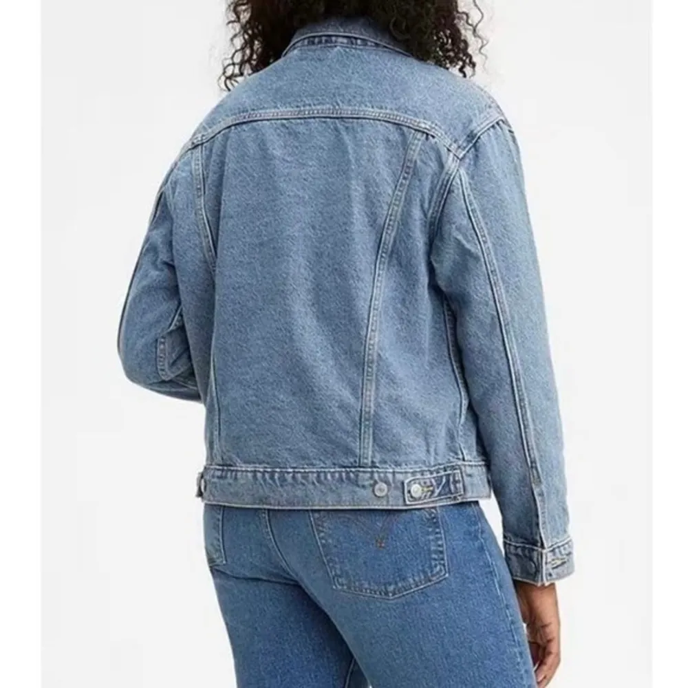 Levi's Ex-Boyfriend Trucker‎ Denim Jean Jacket in Concrete Indigo - Image 2