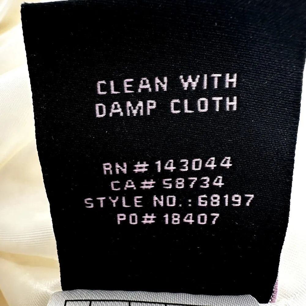 Urban Outfitters Avec Les Filles Faux Leather Puffer Jacket Button Down White M - Image 5