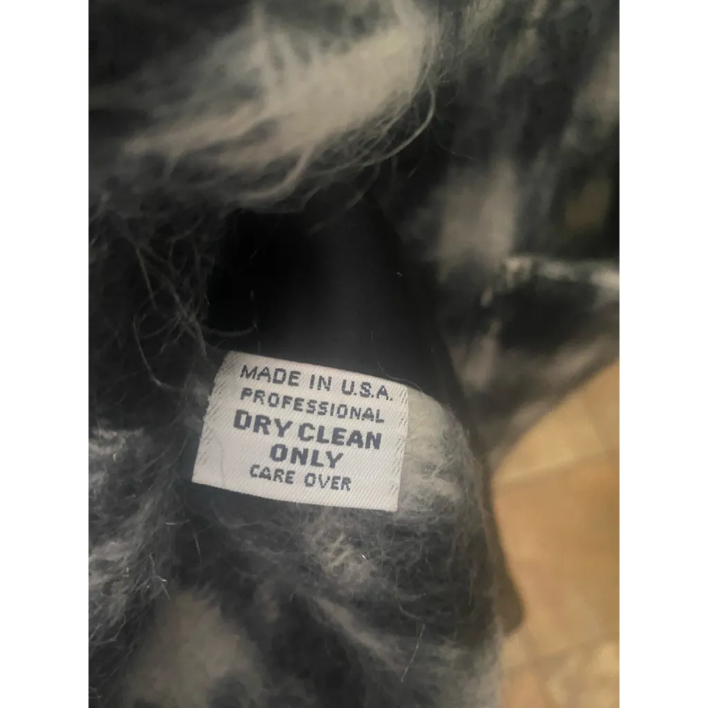 Women's vintage Bill Blass Plaid coat - Image 6