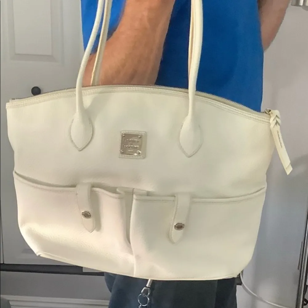 DOONEY AND BOURKE LEATHER BAG & POUCH & KEYCHAIN - Image 15