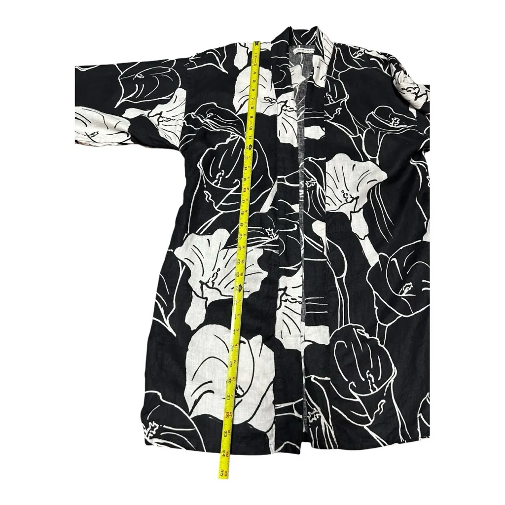 Clothes by kvp. Ingrid Robe in Calla Lily S/M linen robe top Black - Image 8