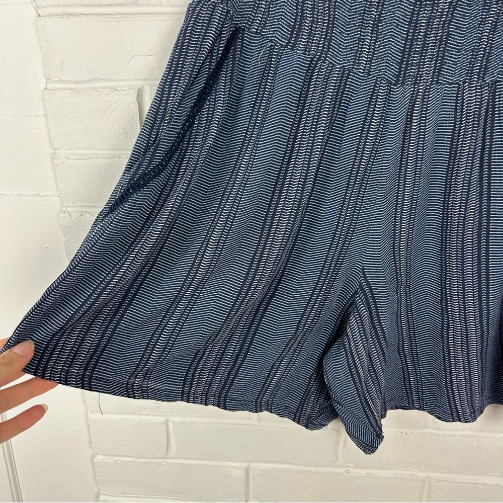 Three Dots Blue Boho Print Flowy Stretch Waist Shorts Size L - Image 8