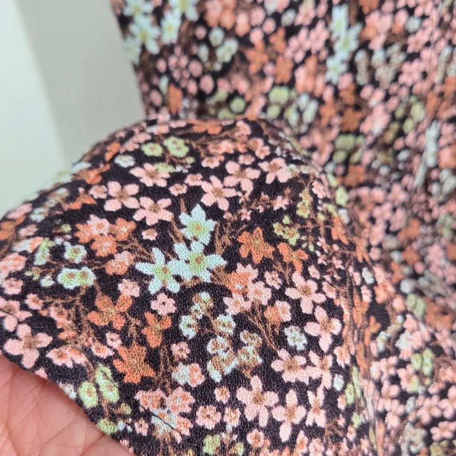 NWT Billabong Bright Skies Mini Dress Floral in Size  M - Image 11