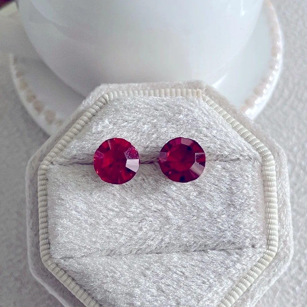 Ruby red stud earrings - Image 2