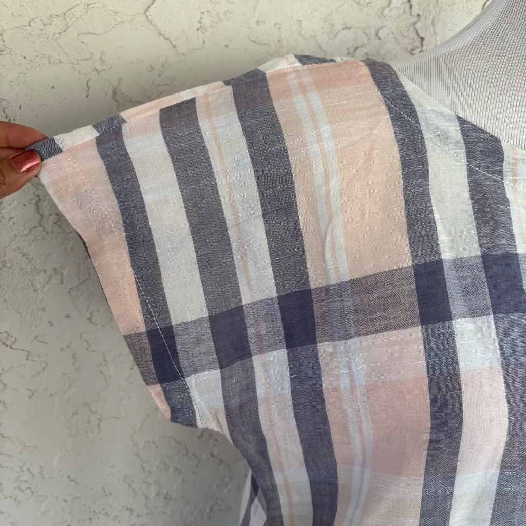 Liz Claiborne Soft Pink and Gray Checkered Blouse - Image 3