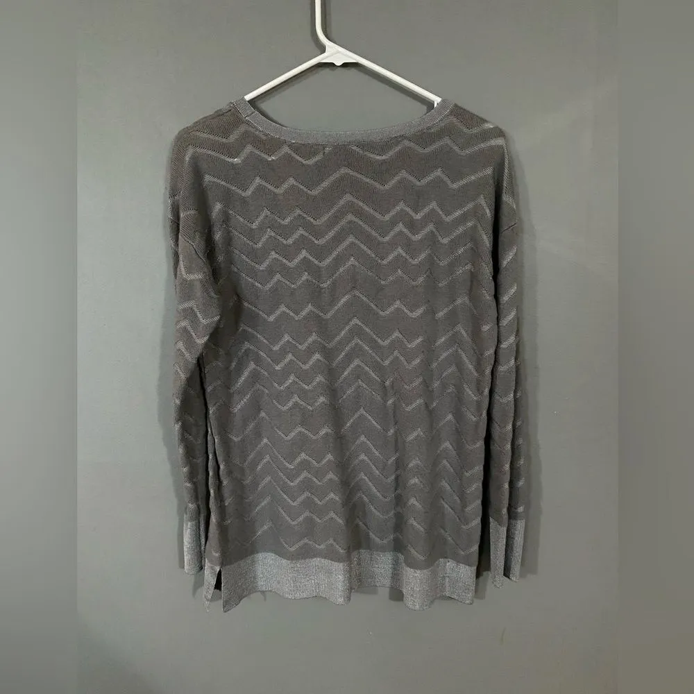 Daisy Fuentes Sweater Size Medium - Image 2