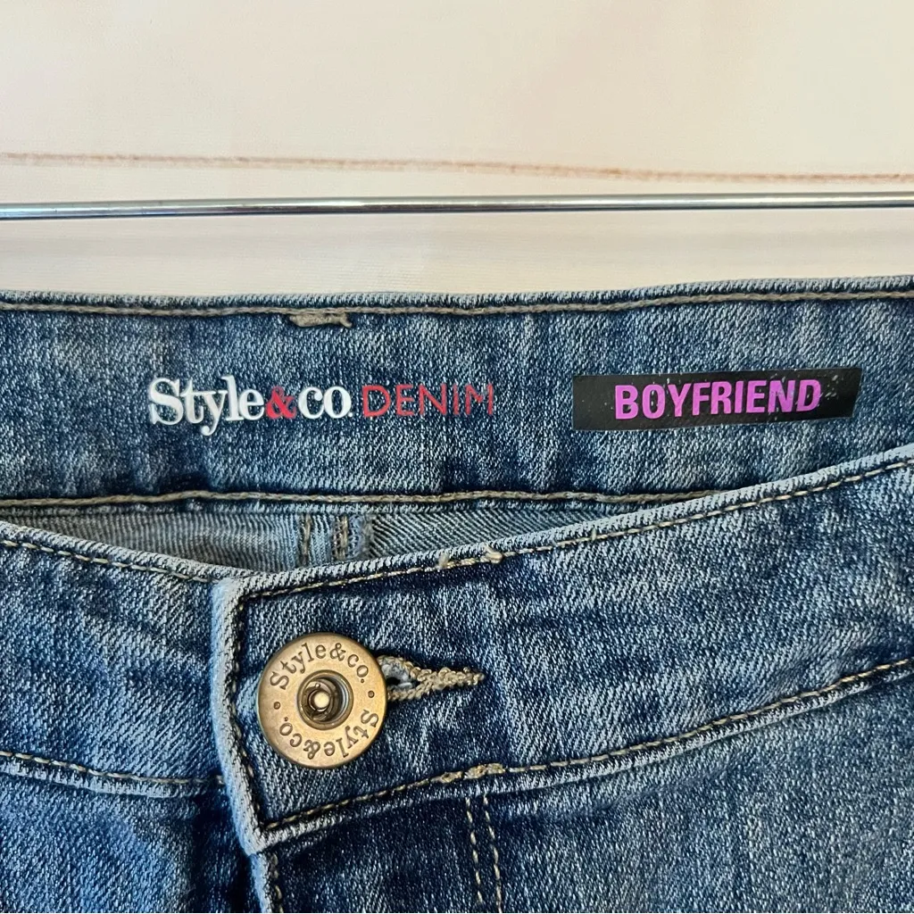 CJ banks blue jeans with embroidery on back pockets size 18W Short - Image 8