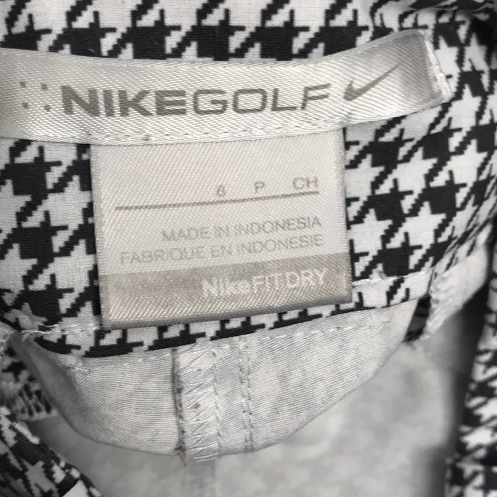 Nike Golf Black & White Houndstooth Shorts 6P - Image 4