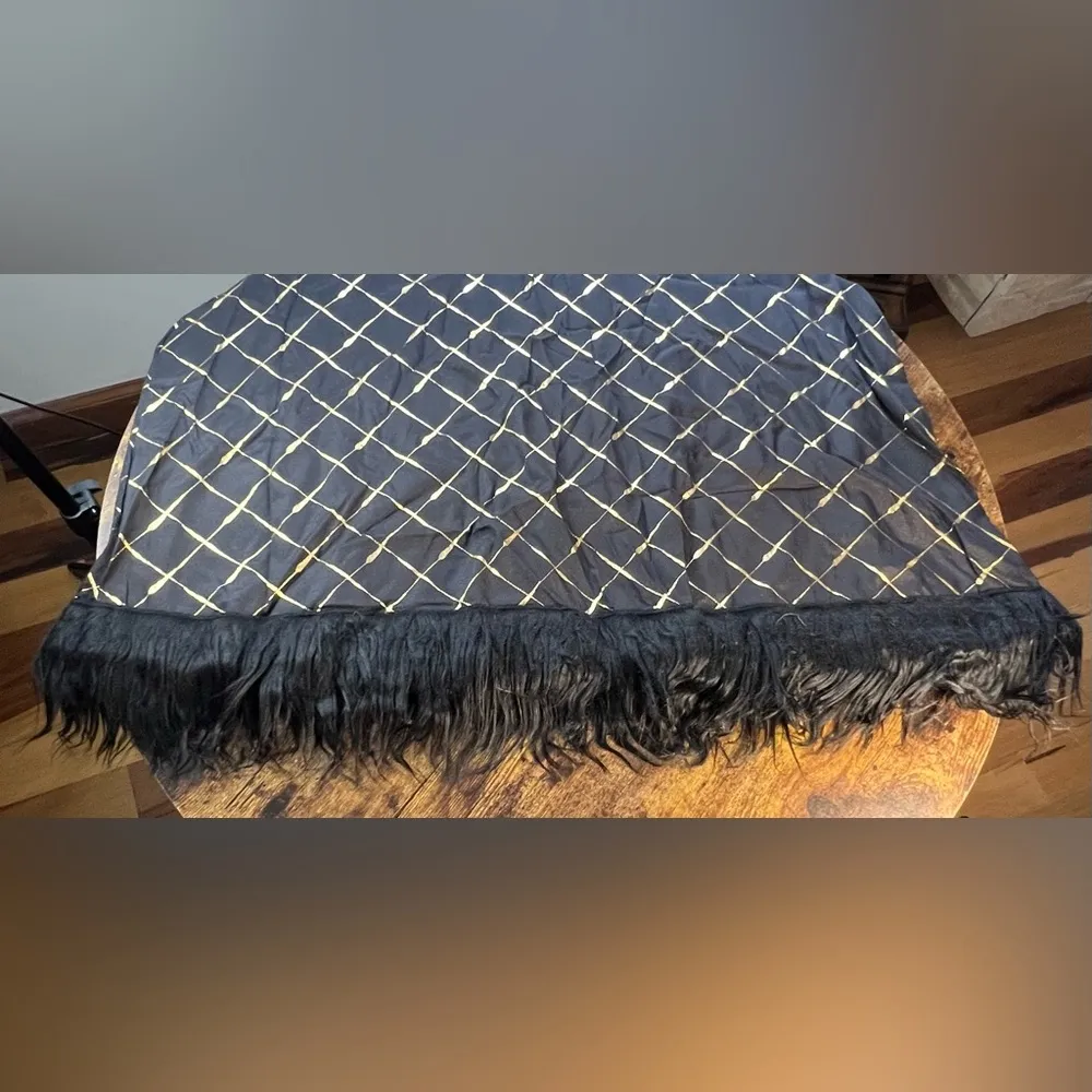 SheIn  Curve | ladies plus size faux fur dress. Size: 4XL - Image 14