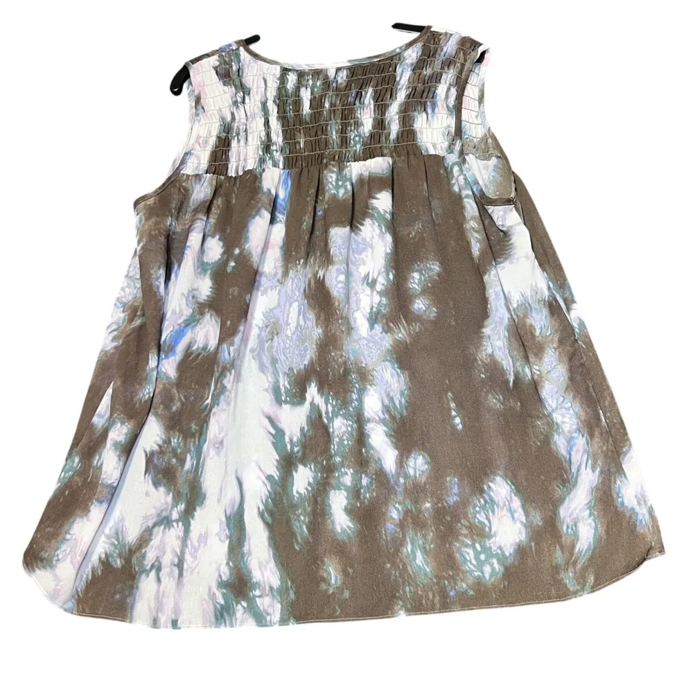 Simply Vera Vera Wang Tie Neck Smocked Sleeveless Tie Dye Blouse Womens Large - Image 3