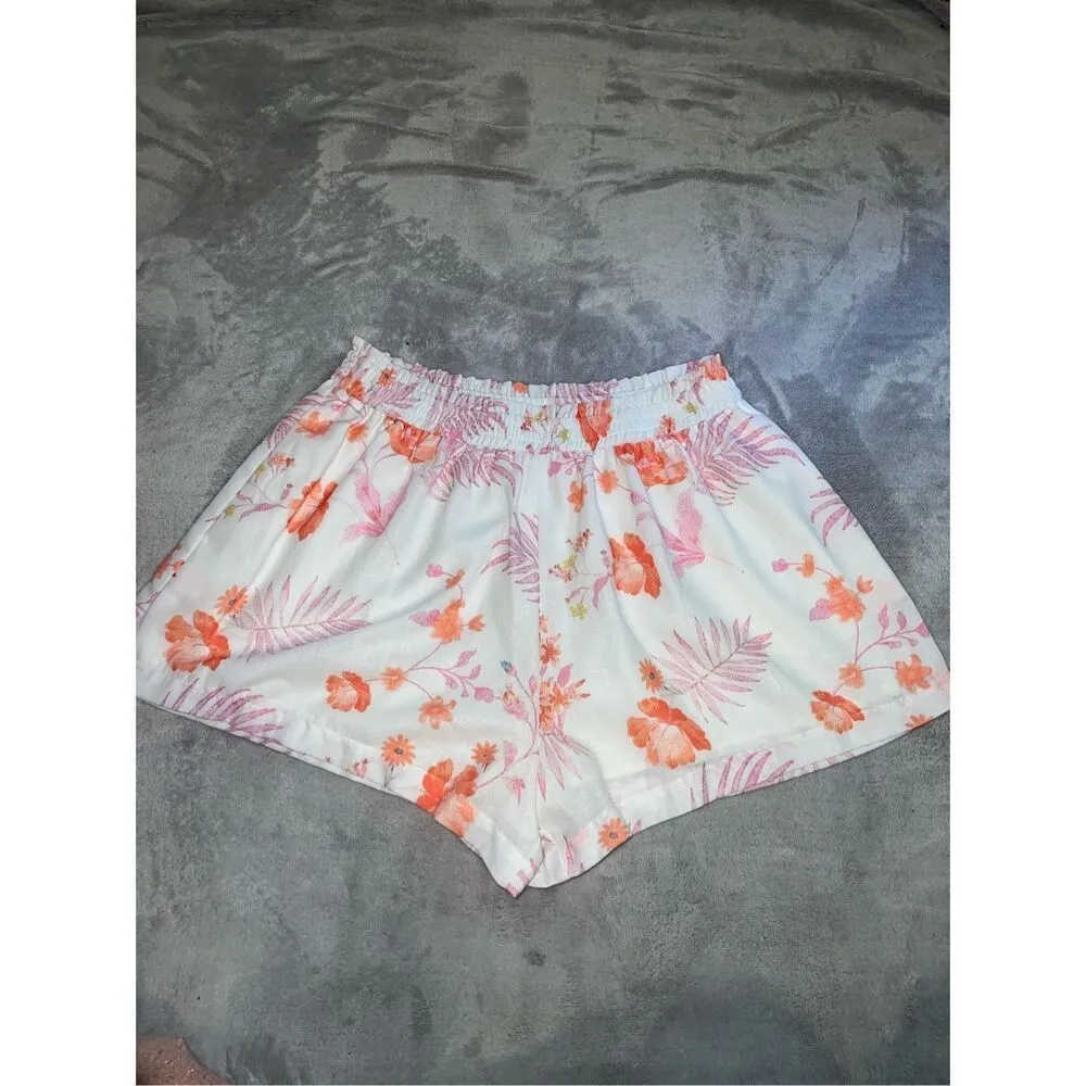 WOMENS Mable White Florals Stretch Shorts LARGE White - Image 2