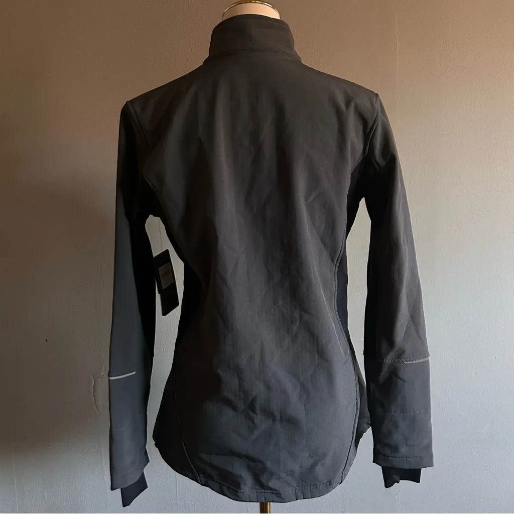 NWT ASICS Ultra Runner Jacket | Size: M | Dark Grey | MSRP: $80 (Runs Small) - Image 8