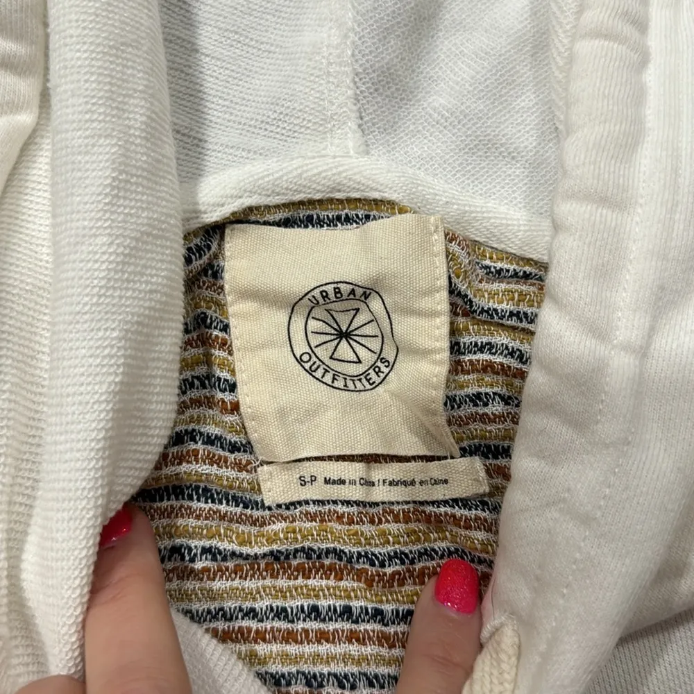 Urban Outfitters sweatshirt - Image 4