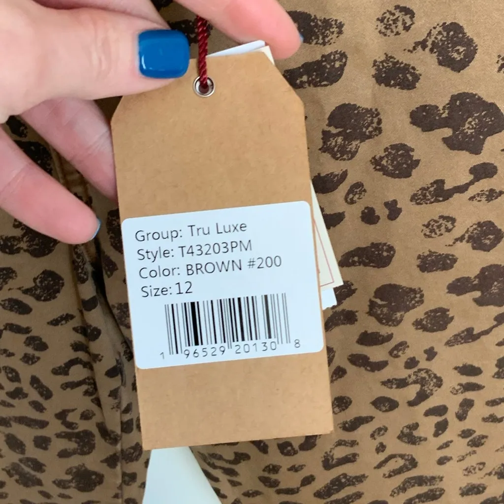 TRU LUXE leopard print hi waist straight jean in brown animal print NWT‎ size 12 - Image 4