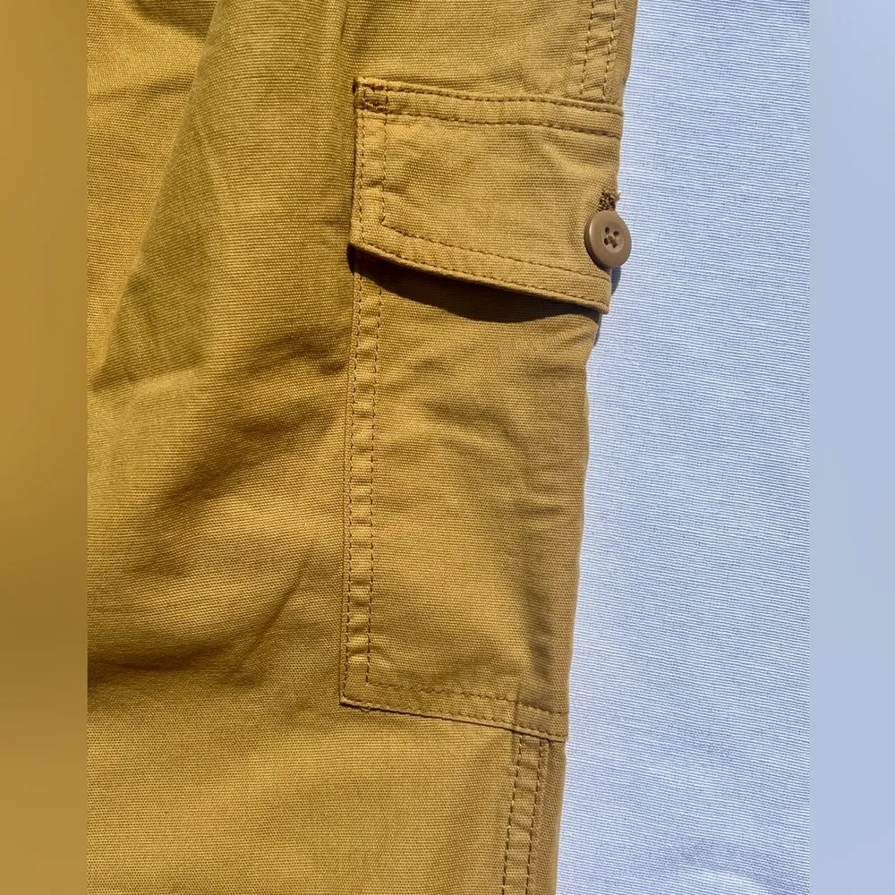 NWT Women’s Small Style & Co Cargo Joggers Barley Brown - Image 4