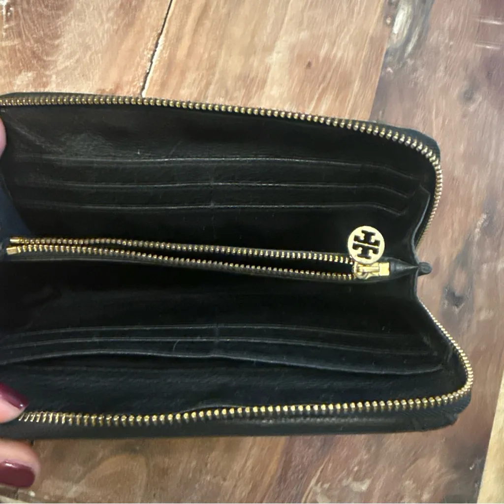 Tory Burch Black Leather amanda continental Wallet - Image 3